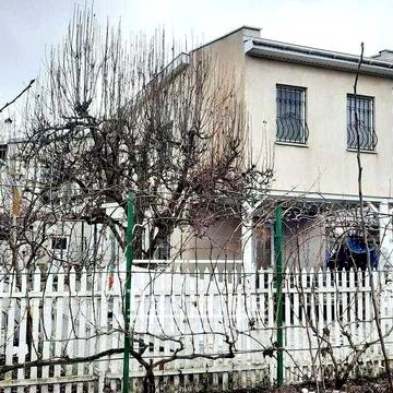 Продам ДОМ. Документы. Госакт. 9 сот. земли.