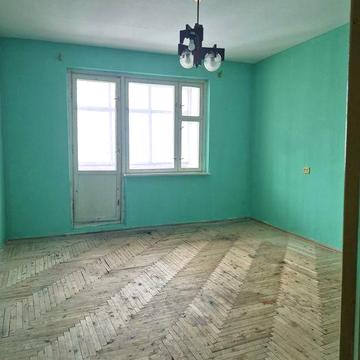 Продаж трьохкімнатної квартири