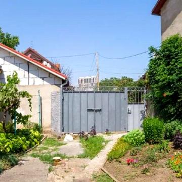 Бригадна вул., 15А