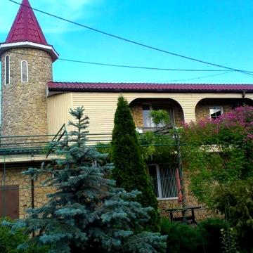 Глиняна вул., 39