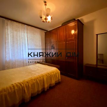 Вадима Гетьмана вул., 44