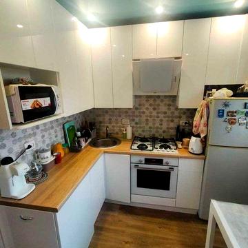 Продам 3-комнат. квартиру на Левом берегу, 2-ой микрорайон. R