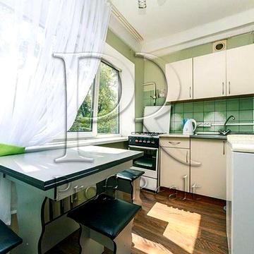 Продаж 1 кім.кв. пр. Миру 12/Дарницька площа/метро Дарниця