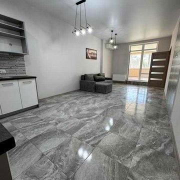 Квартира с ремонтом рядом с морем.