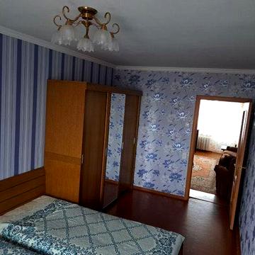 Продам 2 кім в центрі