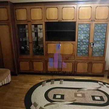 Продаж 2к квартири вул. Пантелеймона Куліша 3. Лівобережна.