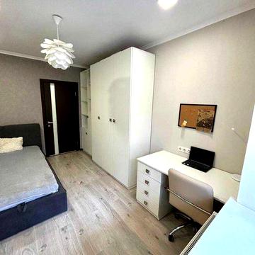 Двокімнатна квартира. Третій поверх.