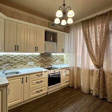 Продам 2-х кімнатну квартиру з капітальним ремонтом на Марсельскій