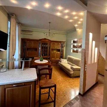 Продам 2х квартиру, сталинка, пр Нигояна, мебель+техника