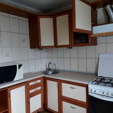 Продам 2-кімнатну квартиру 3/5