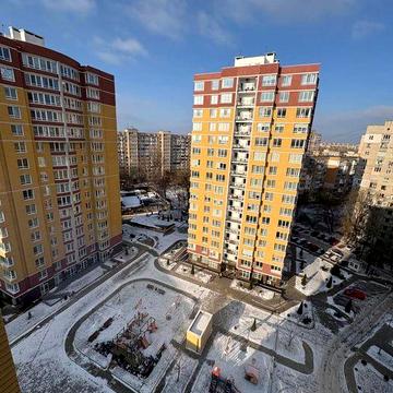 Крымский бульвар 2комн.кв. 70кв.м новый дом шикарный вид паркинг