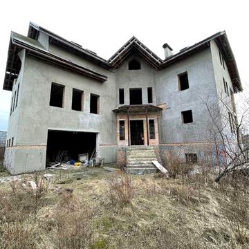 Будинок в Києві, метро Славутич