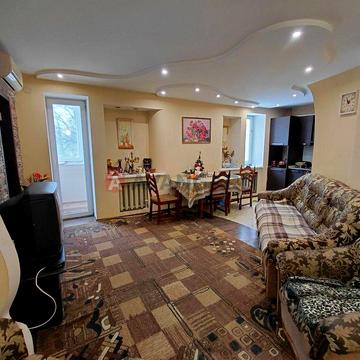 3шка окремі спальні, кухня-студія (Восточна)