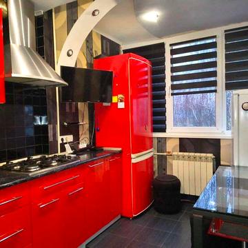 Продам 1 квартиру с ремонтом Северная Салтовка 5 этаж