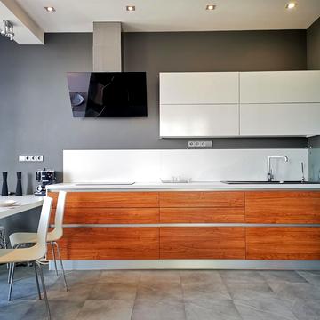 Генерала Шаповала вул. (Механізаторів), 2