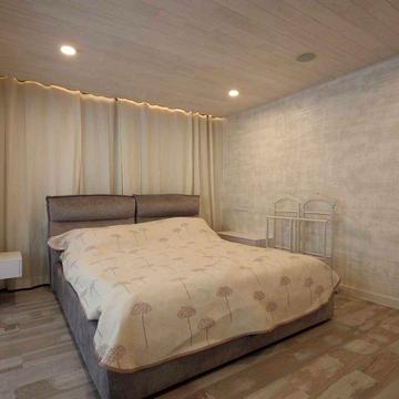 Простора та затишна 3-к квартира 73 м² вул. Сосницька 21