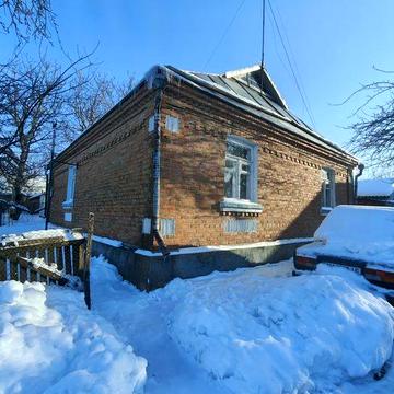 Продам будинок з земельною ділянкою 0.74га