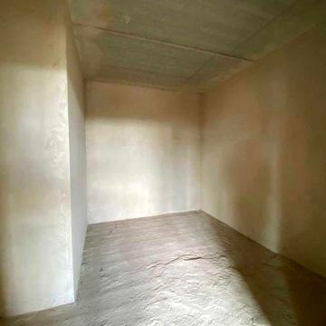 3к квартира 80м2 у районі озера, газове опалення!