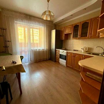 Здам 1 кімн. кв-ру , Позняки , вул.Вишняківська 19/19 :