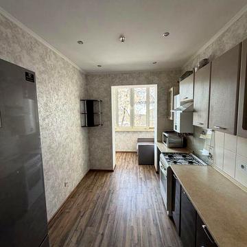 Здається у довгострокову оренду 1 кімнатна квартира