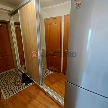 Продаж 2шкі Космос (ремонт, меблі)