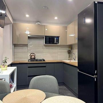 Продам 2 кім. квартиру біля метро 23 серпня, просп. Науки (89908)