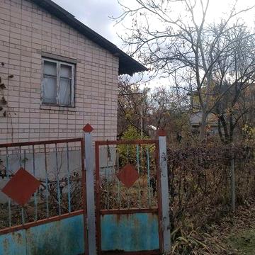 Продам дачу в районі Перевалу. Цегляний будиночок з гаражем .