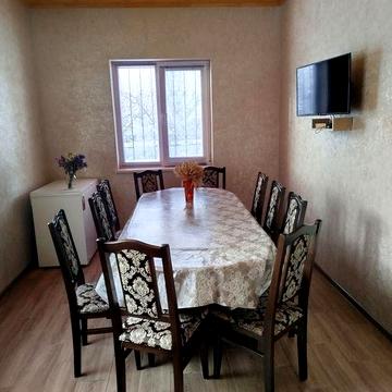 Продам сучасний будинок з пічкою на дровах