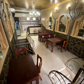 Продам кафе-бар у центрі Берегова