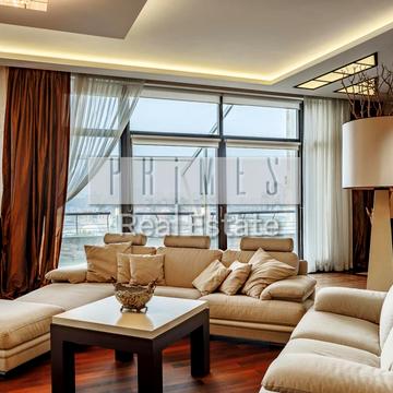 Володимирська вул., 49-А