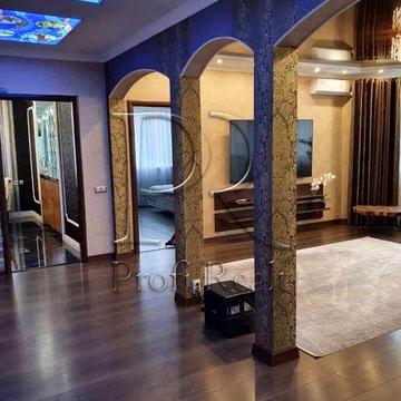 Продаж 4 к кв. вул.О. Мишуги 12 , м.Позняки,  Дарницький р-н