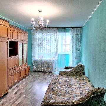 Продаю 1 кім вул Милютенка 11 , газ в будинку  Без %