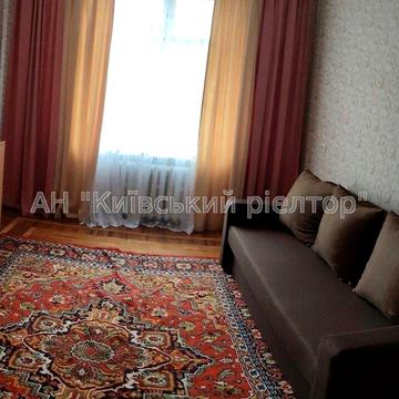 Продається 2к квартира в Дарницькому районі, Ю.Пасхаліна, 10/5