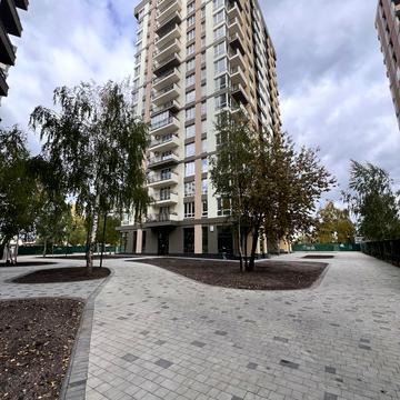 Соборна вул., 25