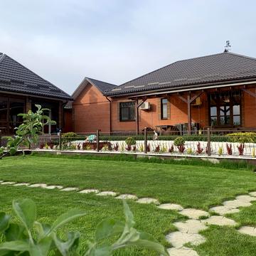 Шевченко, 33