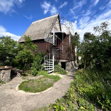 Продаж Дачі на березі ставка