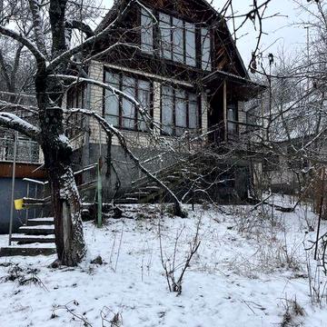 Дача зі Зручностями, Каміном та Грубою