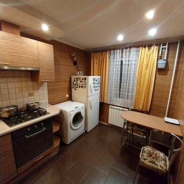 Сдам однокімнатну метро Лівобережна ,ГАЗ ,Русанівська набережна 20