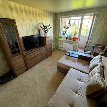 В Харкові (Харькове) продам 2к квартиру