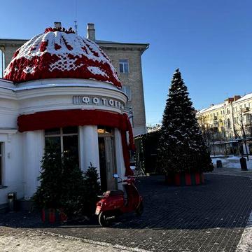 Центр міста 2 кімнати вільна до заселення