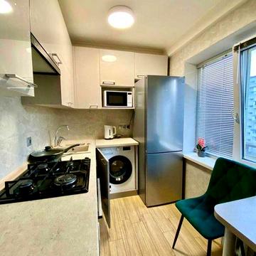 Дніпровська Набережна 7а, сучасна 3к, є ГАЗ, м Лівобережна 15хв