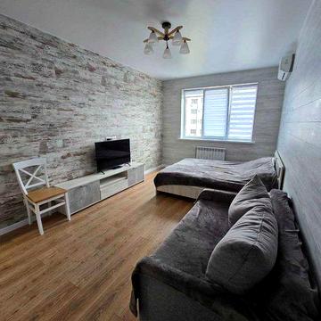 Оренда 1к з ремонтом, Садовий