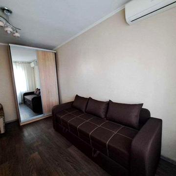 1-кімнатна квартира біля м. Святошин, 5 хв пішки