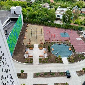 Продається чудова2-3 кімнатна  квартира в Ж/К Південний( новобудова) ЖК Південний