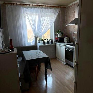 Продам 3к жм Парус