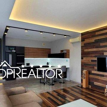 Продам сучасний коттедж з ремонтом на пос. Жуковського