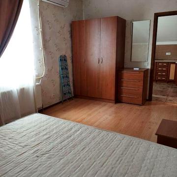 Оренда. Квартира в частному будинку на Борщагівці біля Обойного ринку