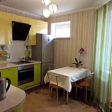 Продаж 2к квартири Ленінградка Лівобережний 3