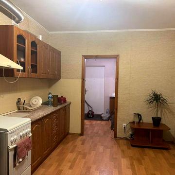 Аренда однокомнатной квартиры Драгоманова, 1 д12500торг