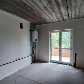 1к з максимальним наповненням , поряд Центральний парк